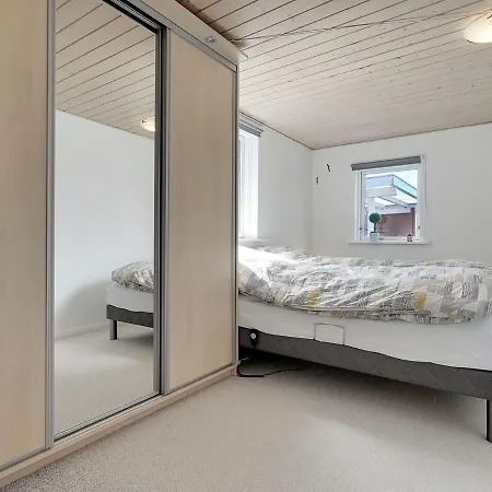 Holiday home Mina - 1-4km From The Sea In Ne Jutland By Interhome